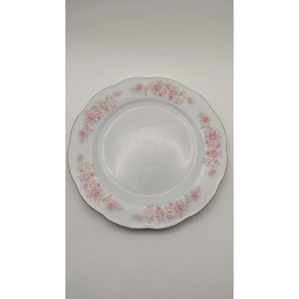 Vintage Made in China Porcelain Dinner Plate Pink Yellow Rose Scalloped Gold Rim